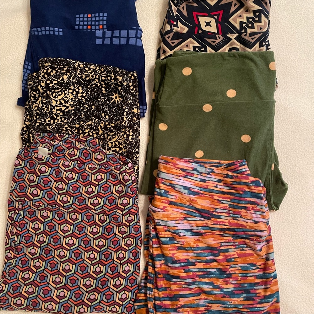 LEGGINGS NEW NEVER WORN, ONE SIZE (S)
